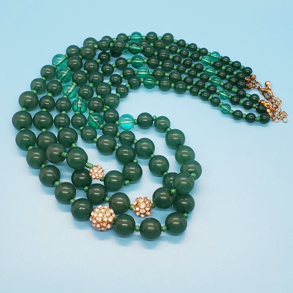 Dark green faux pearl beads triple strand clear rhinestone detail elegant - Picture 4 of 7